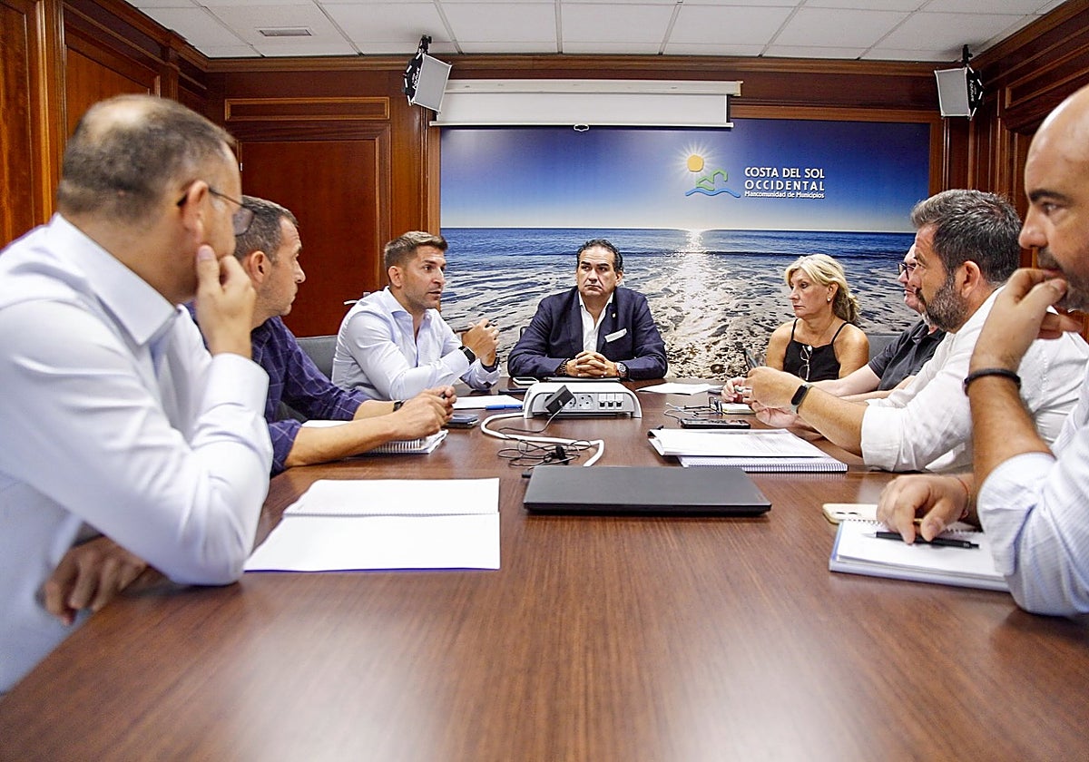 Imagen de la reunión celebrada hoy en la sede de la Mancomunidad.