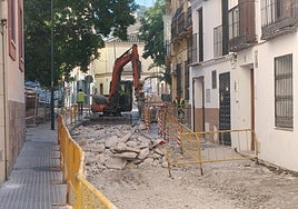Trabajos de inicio de la transformación de la calle Lagunillas.