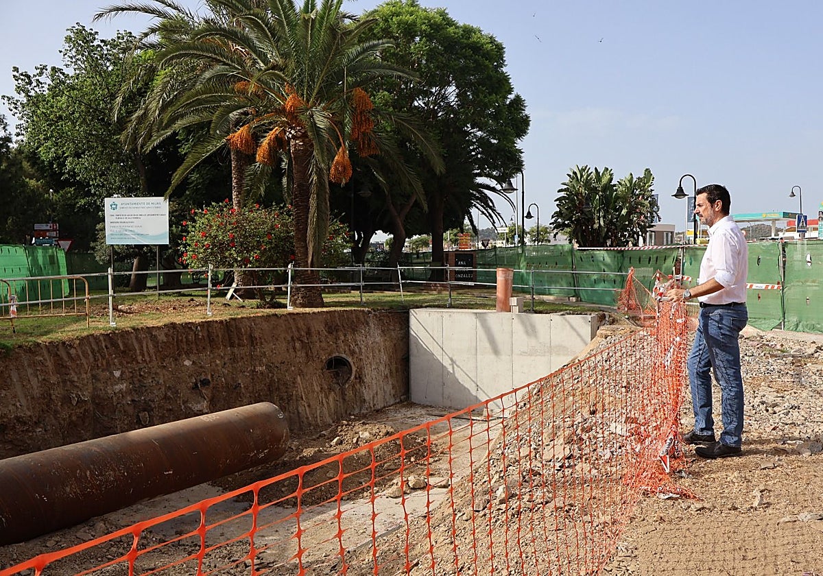 El concejal de Infraestructuras y Obras, Juan José Torres Trella, en la obra.