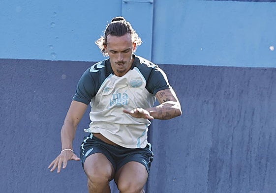 Recio, que repite en una convocatoria por segunda jornada consecutiva.