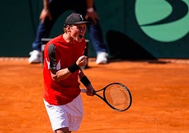 Un gesto de alegría de Elmer Moller, que protagonizó la sorpresa de la jornada ante Jaume Munar colcoando el 0-2 en el España-Dinamarca.