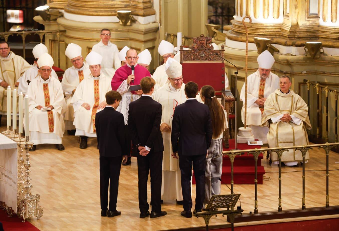 José Antonio Satué toma posesión como nuevo obispo de Málaga