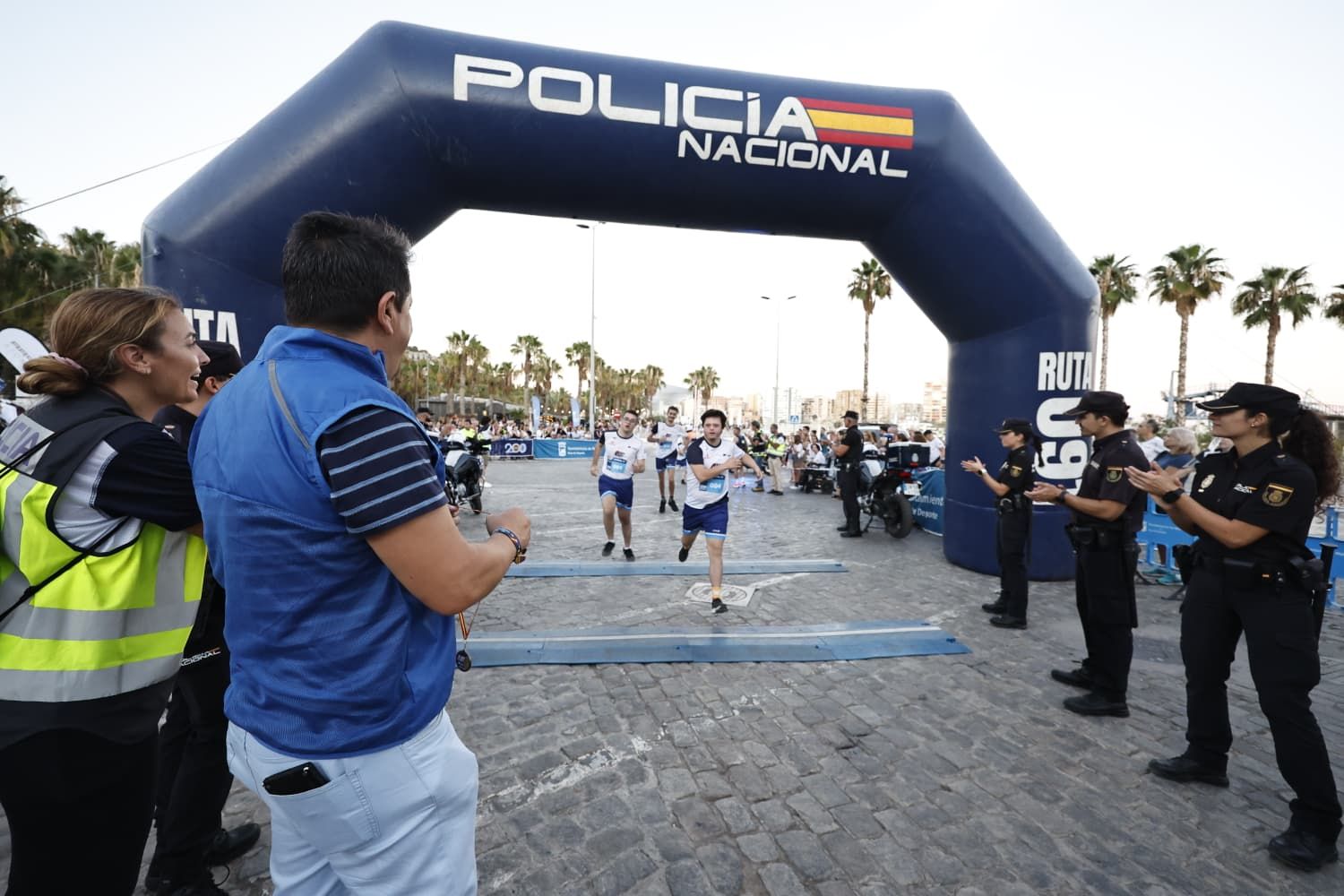 La VII Ruta 091 Málaga a beneficio de la Fundación El Rico, en imágenes