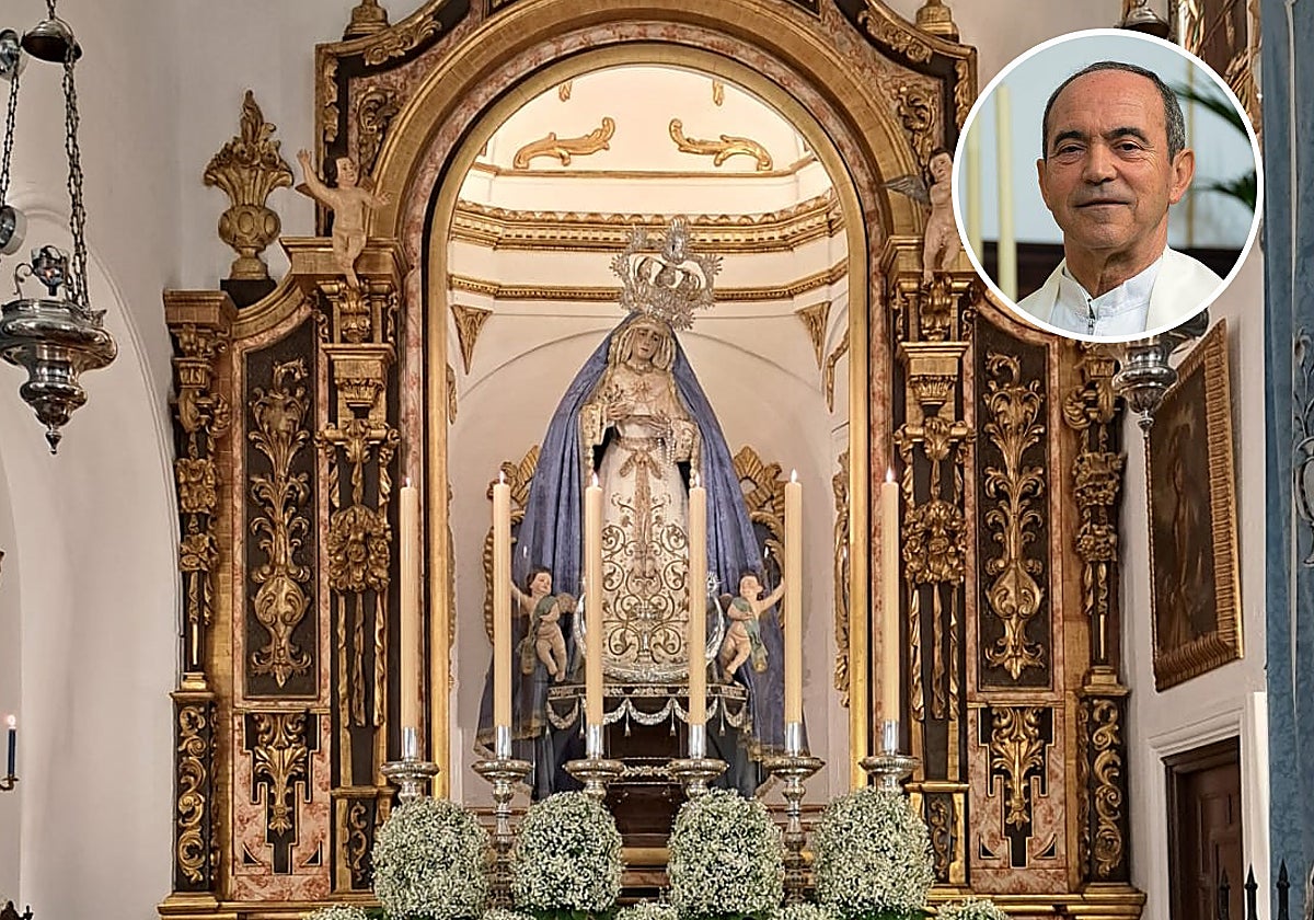 La Virgen de los Dolores de San Juan, ataviada para la festividad de la Inmaculada Concepción.