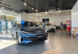 BYD Seal 6 DM-i en el concesionario BYD de Caetano Tec en Málaga.