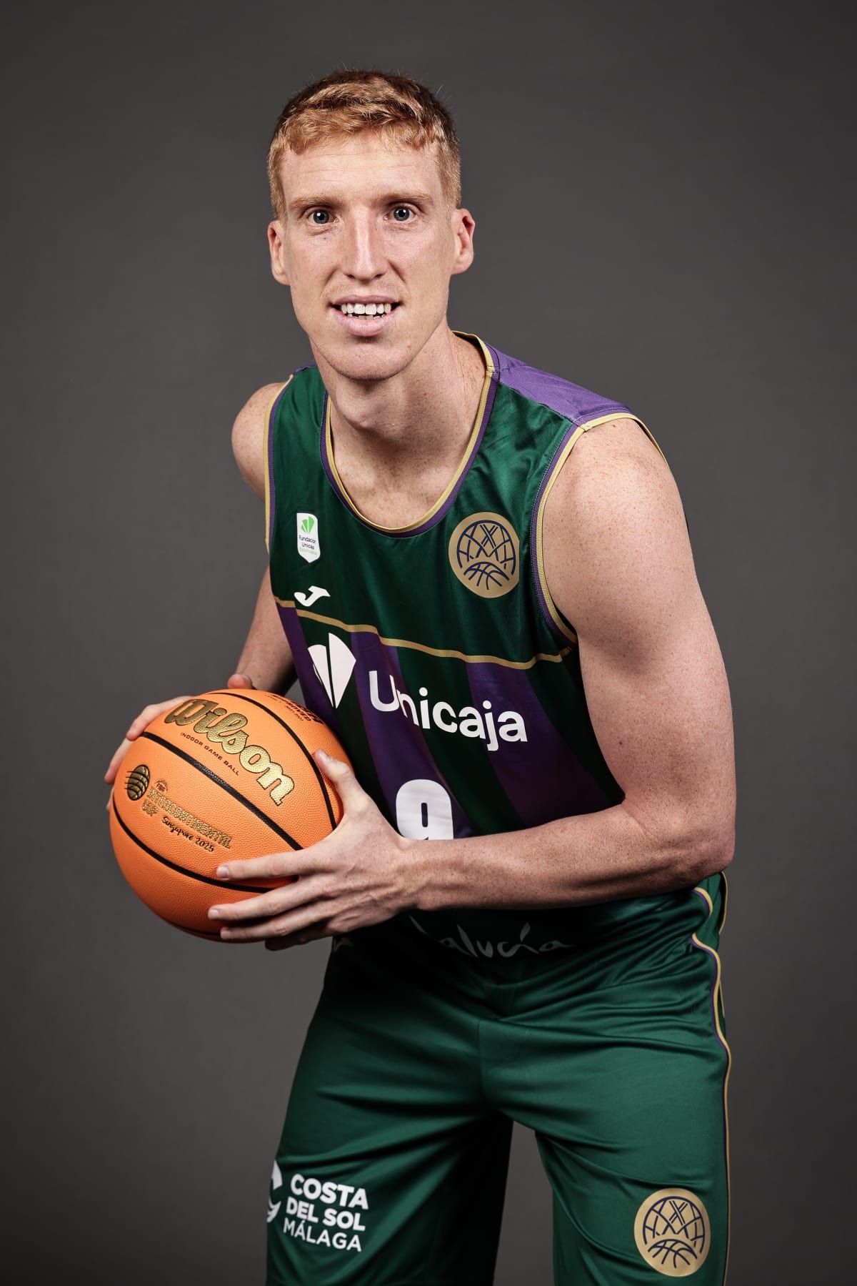 Primera foto oficial de temporada del Unicaja en Singapur