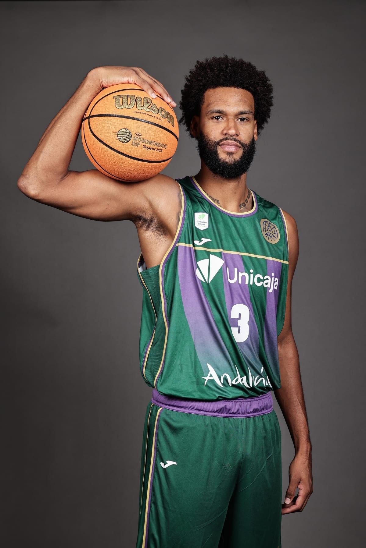 Primera foto oficial de temporada del Unicaja en Singapur