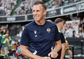 Johan Plat, antes de un partido con el Castellón de la temporada pasada.