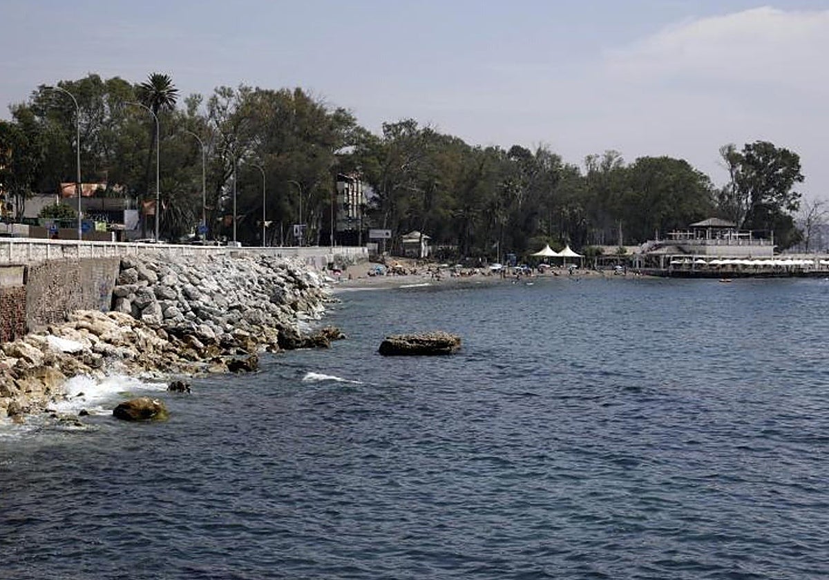 Actual escollera de El Morlaco, que se convertirá en una extensa playa.
