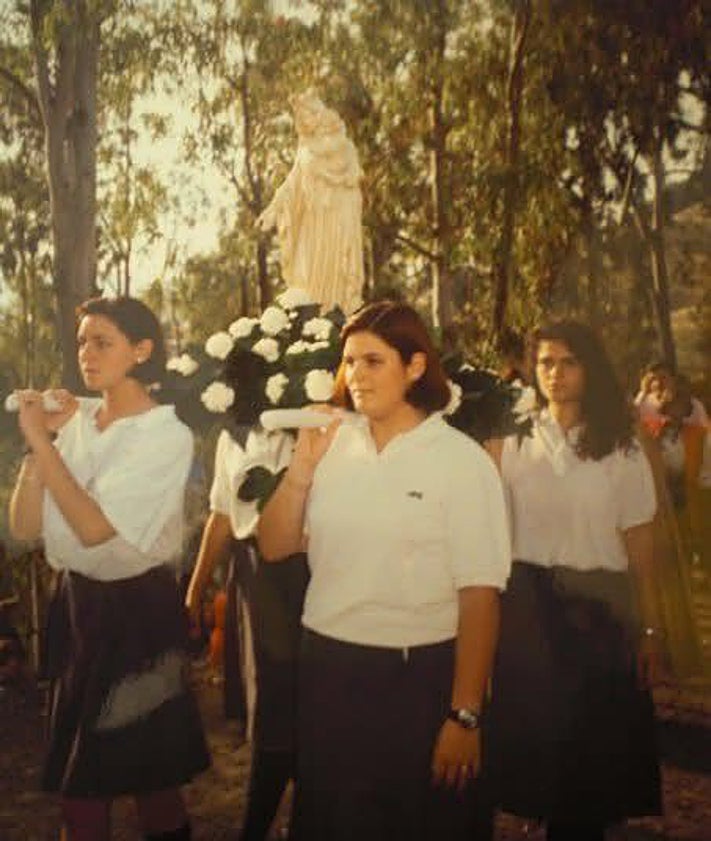 Imagen secundaria 2 - Imágenes antiguas cedidas por el equipo de dirección del colegio El Monte. 