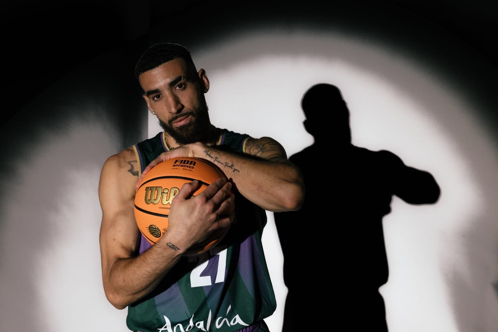 Chris Duarte posa en la sesión de fotos oficial para la Copa Intercontinental.