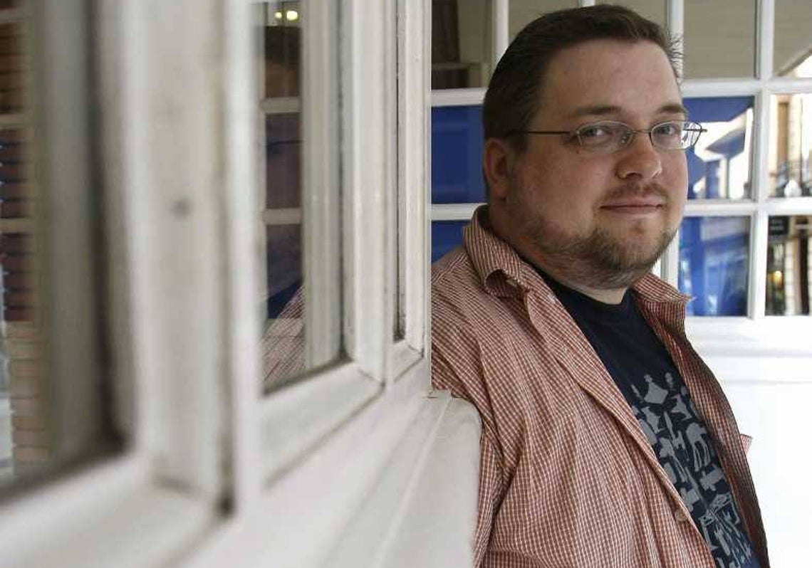 Chester Bror Cebulski, editor jefe de la compañía Marvel y guionista de cómic.