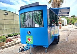 Una unidad móvil para vender la marca Torremolinos con fines sociales