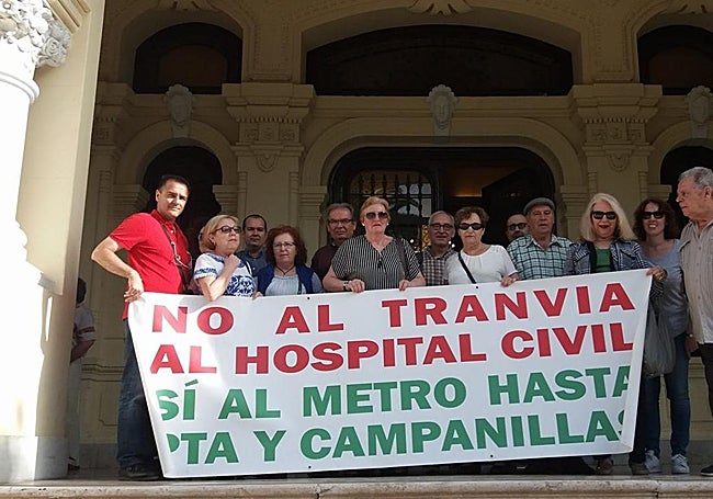 Foto de archivo de protestas contra el proyecto de metro en superficie.
