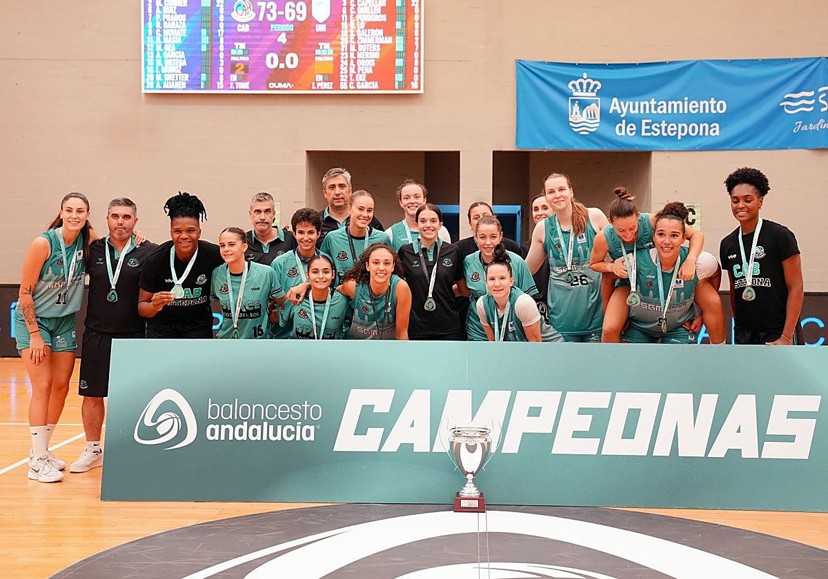 El CAB Estepona, campeón de la Copa Andalucía.
