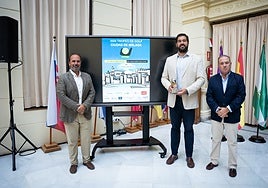 La presentación del torneo este martes, en el Ayuntamiento, con autoridades y organizadores.