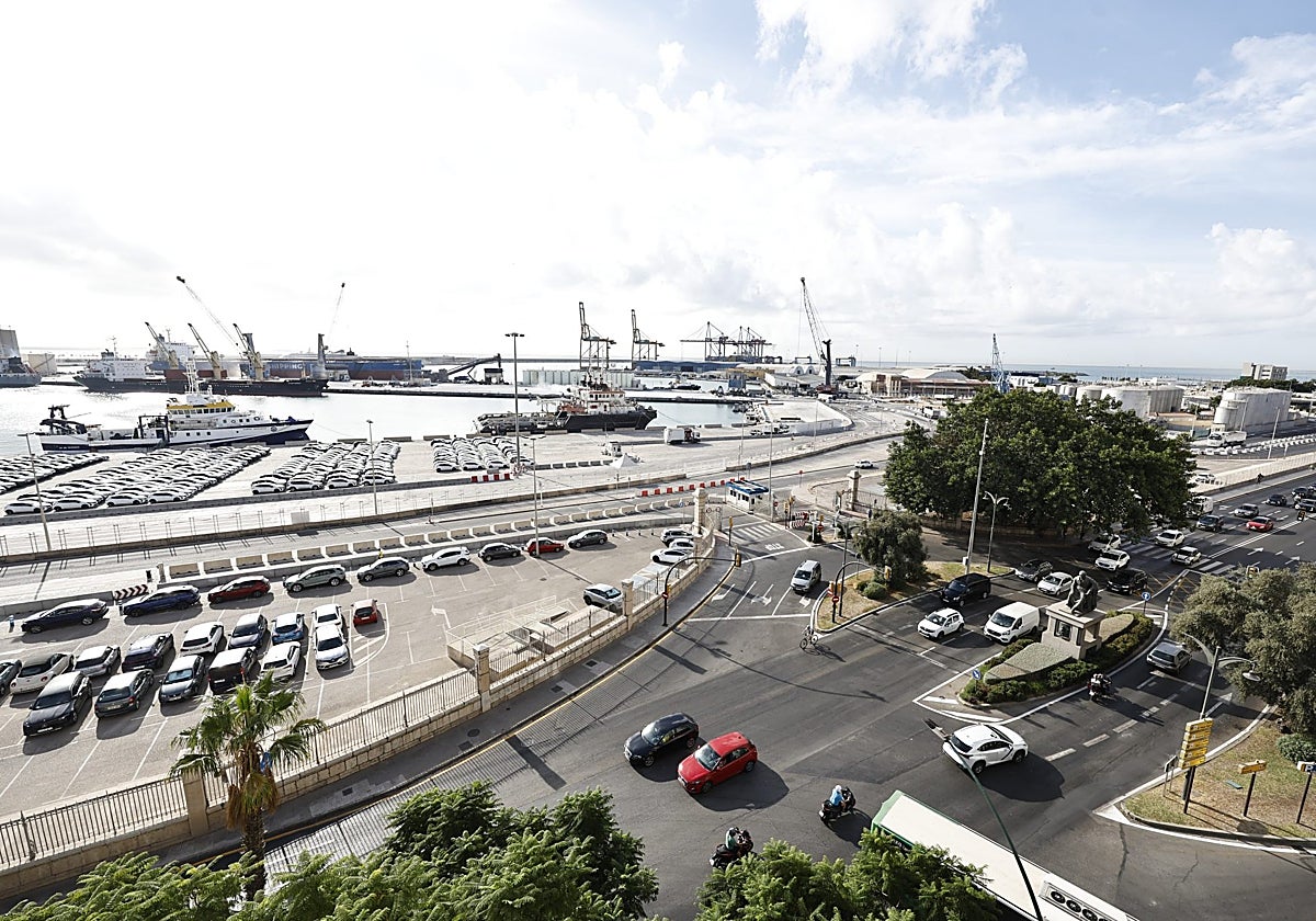 Muelle Heredia, donde están previstas el complejo de oficinas y la Aduana.