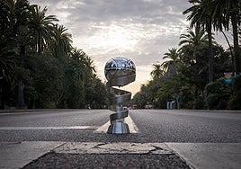 El trofeo de la Supercopa, en el Paseo del Parque.