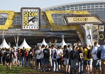 San Diego Comic-Con Málaga recibe a los héroes: miles de personas acceden ya al paraíso friki