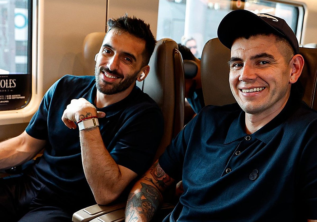 Campazzo y Deck, en el tren camino de Málaga.