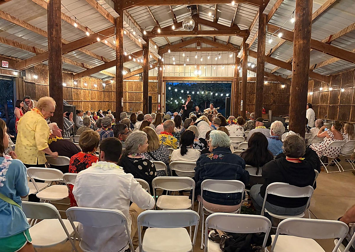 Imagen secundaria 1 - California acoge el primer congreso sobre la emigración malagueña en Hawái celebrado en Estados Unidos