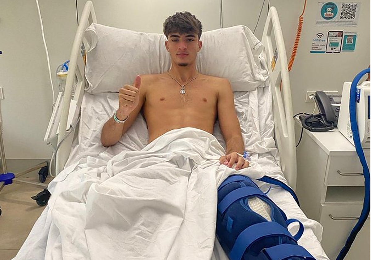 Dani Carrasco, en la habitación tras ser intervenido.