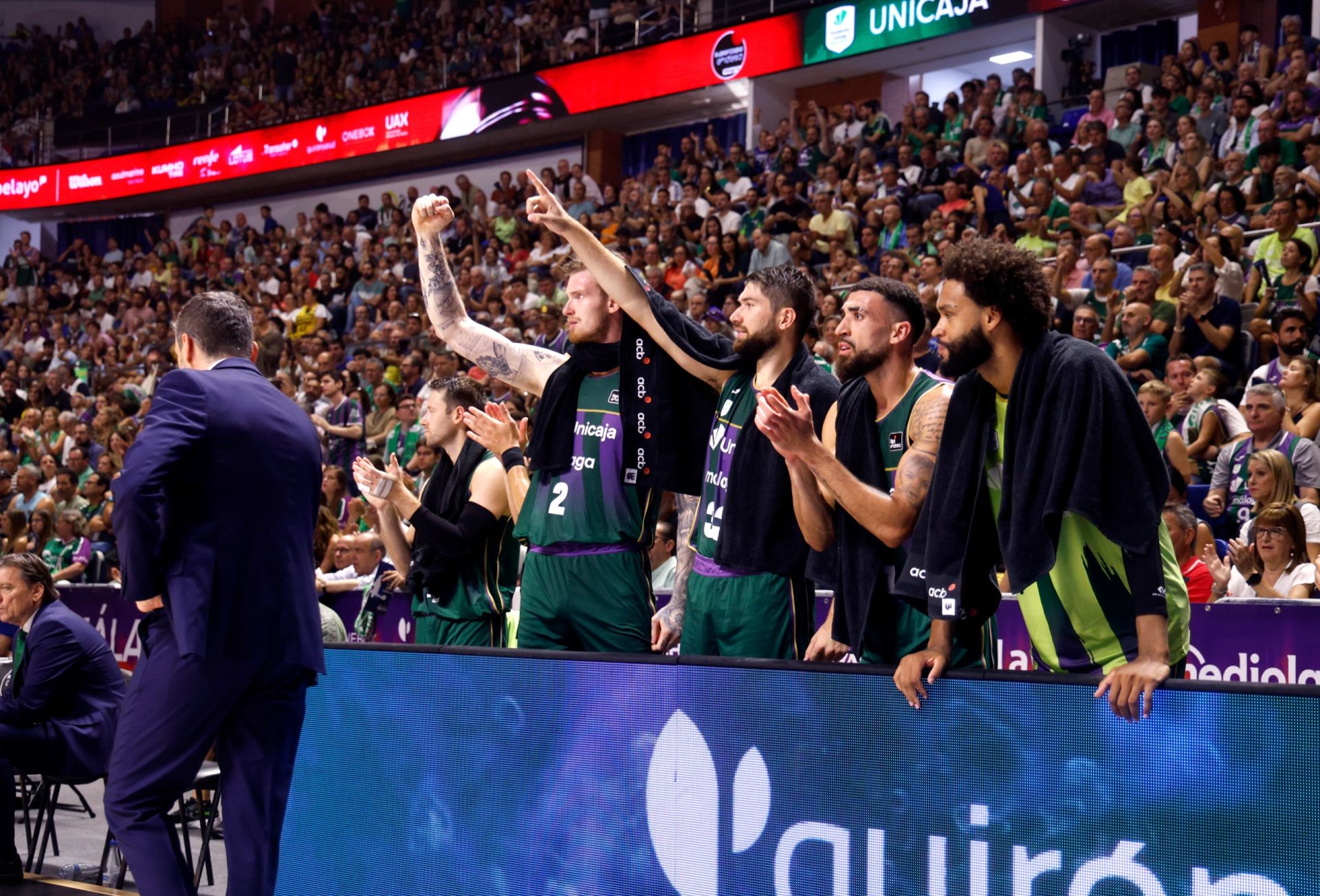 Unicaja-Valencia Basket: las mejores fotos de la semifinal de la Supercopa 2025