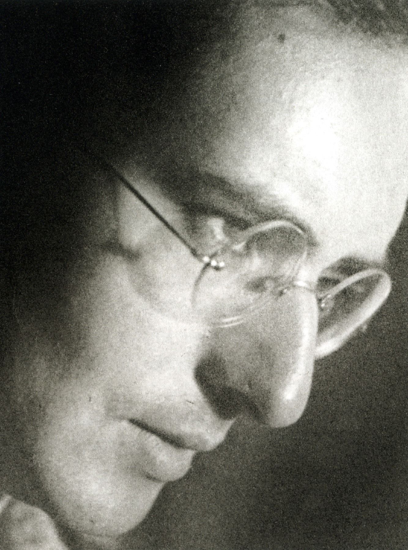 Retrato del fotógrafo Georg Reisner, convertido en reportero de guerra en 1936.