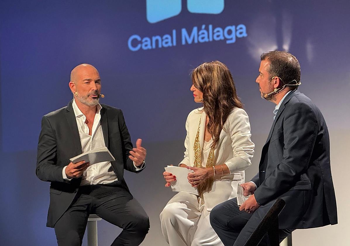 Manu García, Elena Claros y Fernando del Valle, en la presentación de las novedades de Canal Málaga.