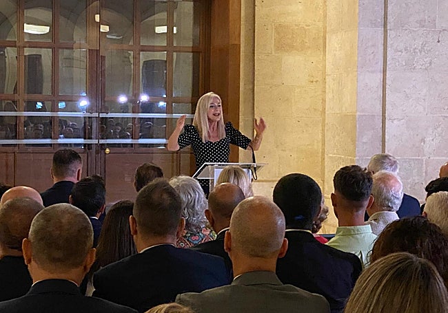 La consejera Patricia del Pozo, durante la presentación de la exposición.