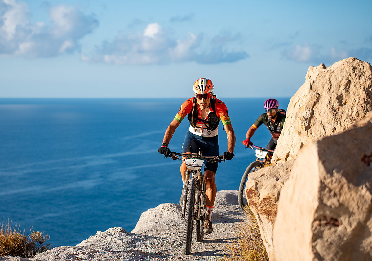 Luis Ángel Maté, por una de las zonas más técnicas.