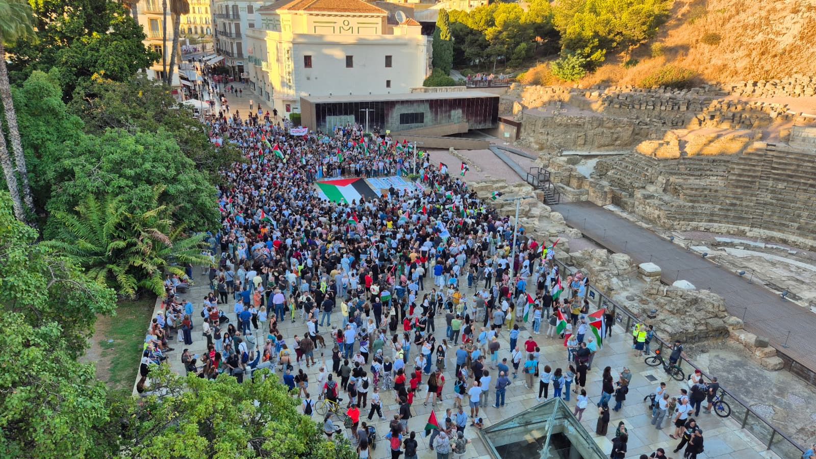 La protesta en Málaga por la flotilla de Gaza, en imágenes