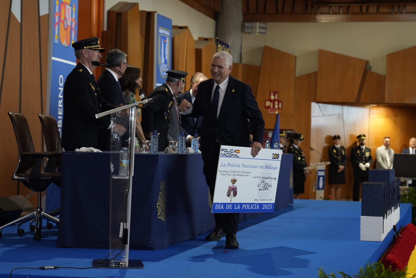 La Policía Nacional celebra en Málaga el día de su patrón