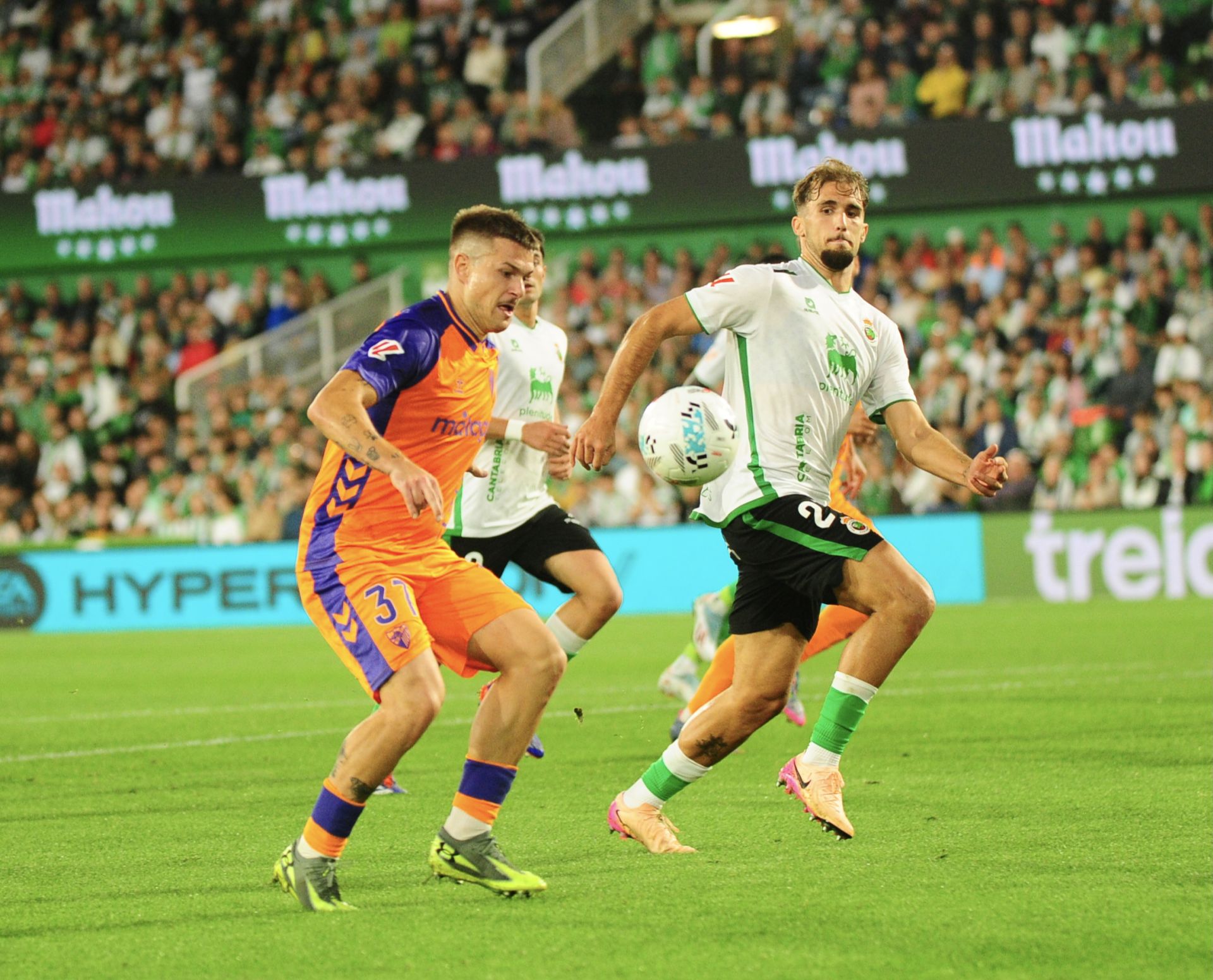 El Racing- Málaga, en imágenes