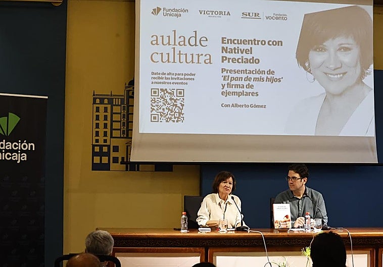 Así ha sido la presentación de la última novela de Nativel Preciado en el Aula de Cultura de SUR