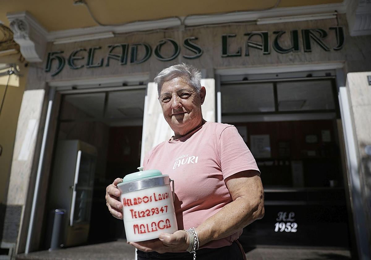 Se jubila Consuelo Lauri, la niña que no paraba de comer helados