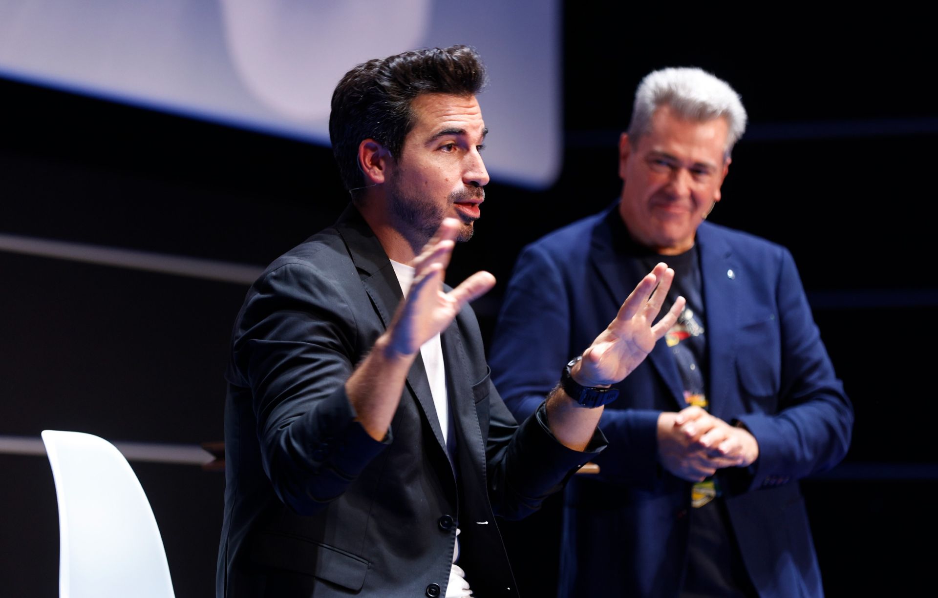 Presentación de &#039;El susurro del fuego&#039; con Javier Castillo en el Aula de Cultura de SUR