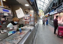 El Ayuntamiento de Málaga impulsa la reforma de la cubierta del mercado de Atarazanas para mejorar la evacuación de pluviales