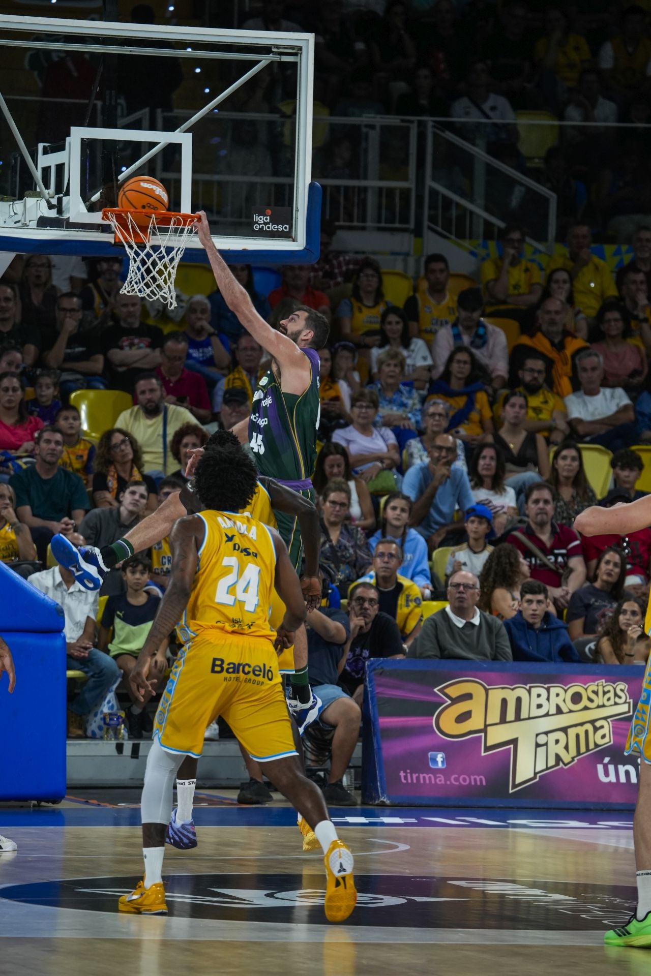 El Dreamland Gran Canaria-Unicaja, en imágenes