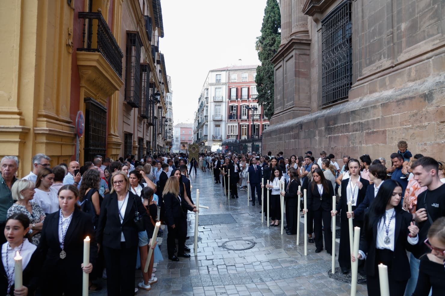 La procesión extraordinaria de la Virgen del Gran Perdón por el centenario de la Hermandad del Prendimiento, en imágenes