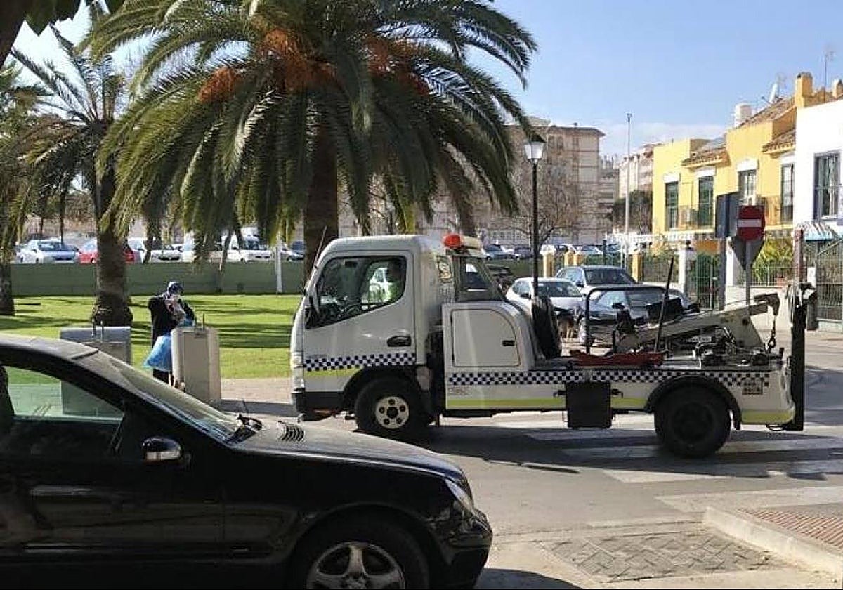 Imagen de archivo de la grúa municipal.