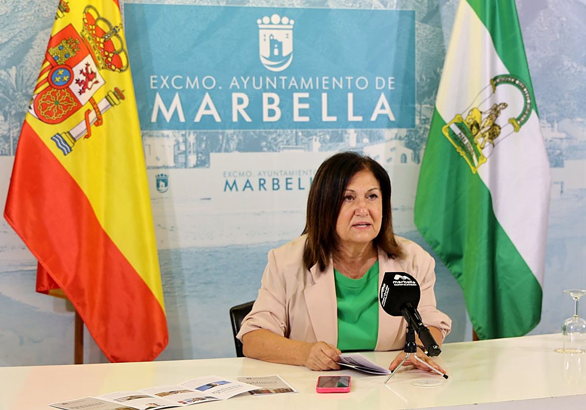 La directora general de Cultura del Ayuntamiento de Marbella, Carmen Díaz, ha presentado evento literario.