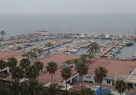 El Ayuntamiento ha licitado por primera vez un contrato para el mantenimiento integral del Puerto Deportivo.