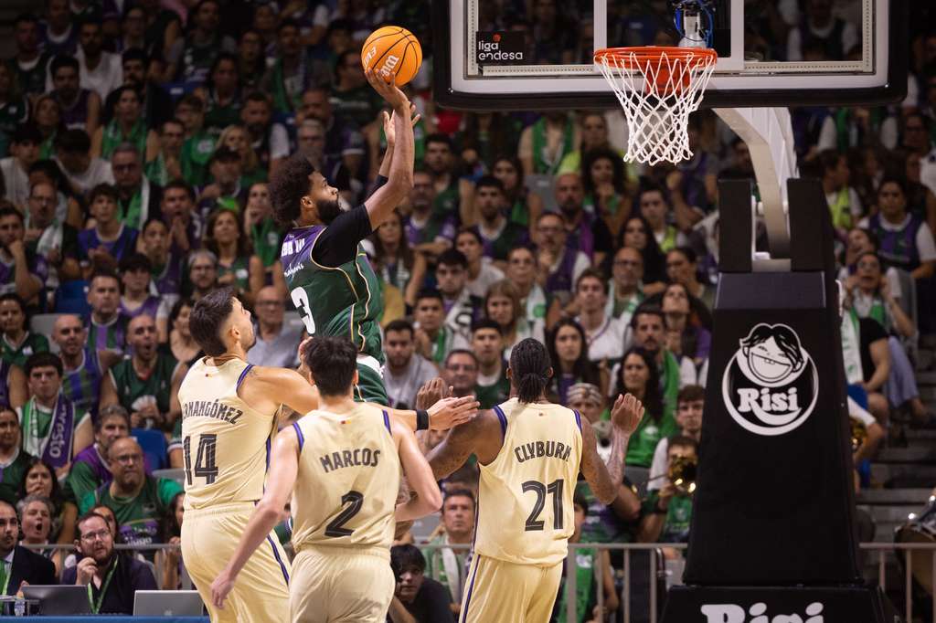 Las mejores imágenes del Unicaja-Barcelona