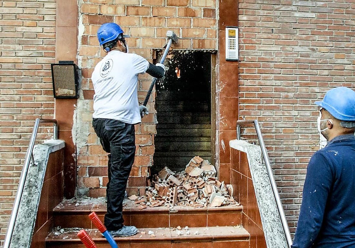 Deniegan la incapacidad absoluta a un albañil con cirrosis hepática y trasplantado porque puede hacer trabajos más leves