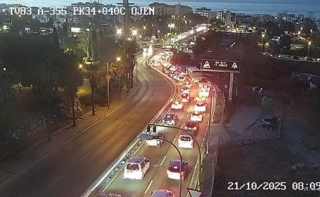 Retenciones en la A-355, este martes.