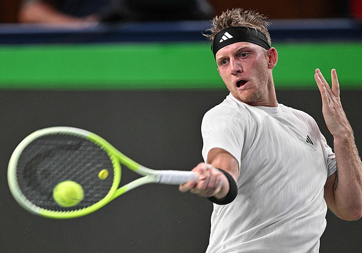 Una derecha de Alejandro Davidovich.