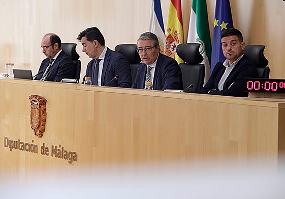 Salado, este miércoles, durante la sesión plenaria provincial.