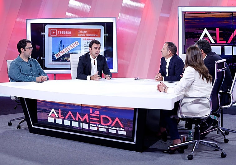 Ignacio Peinado, junto a Manolo Castillo, Javier Recio, Alberto Gómez y Ana Pérez-Bryan.