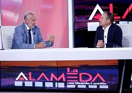 Manuel Méndez, junto a Manolo Castillo.